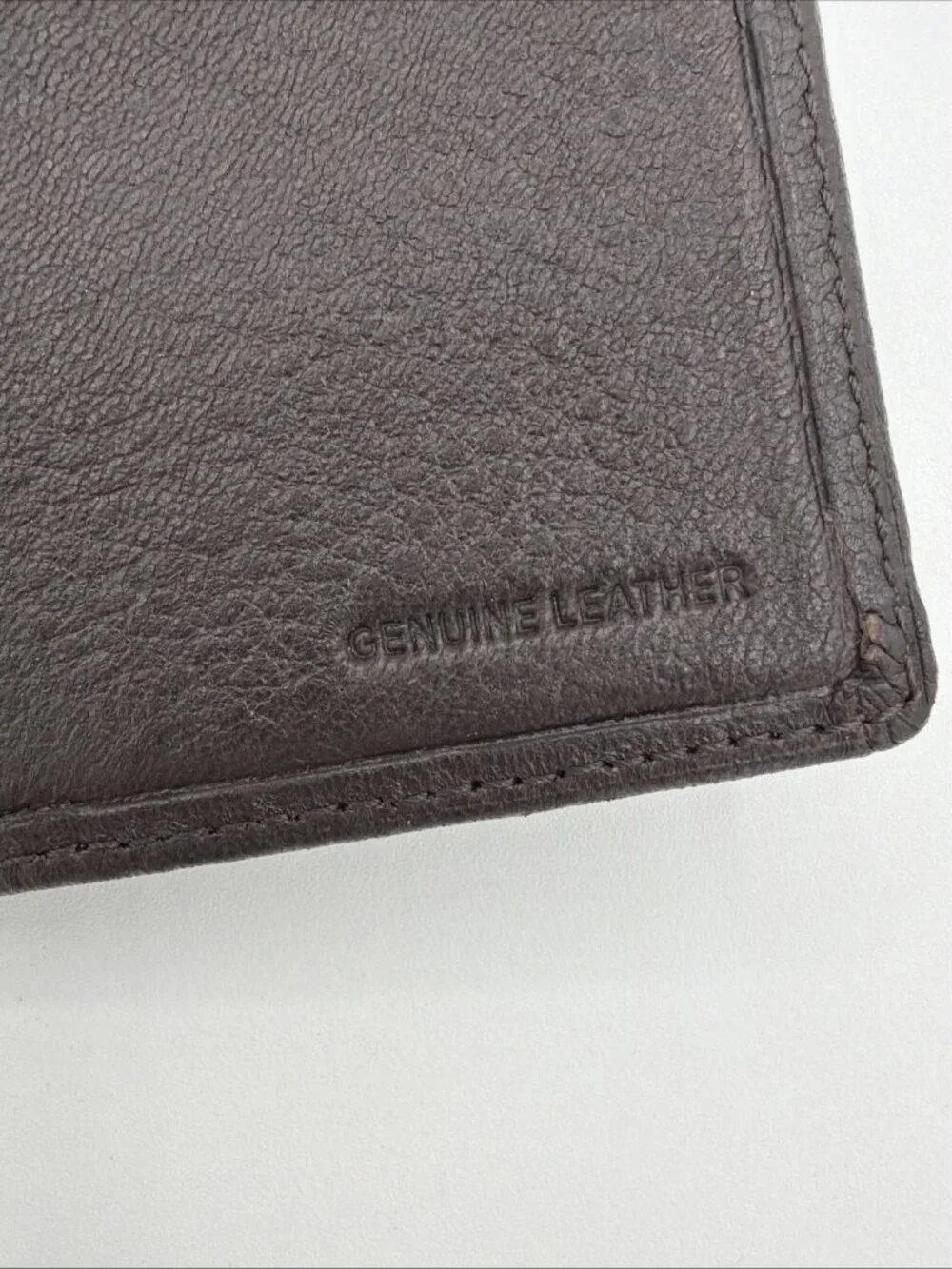 Wilson’s Bi-fold Leather Wallet, Dark Brown